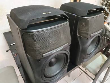 sepasang speaker aiwa