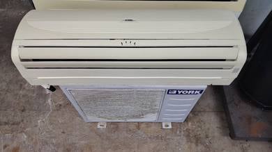 York aircond non inverter R22 1HP