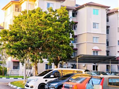 Apartment For Sale in Pangsapuri Akasia (Bandar Botanic)