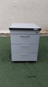 YD03E Laci Mobil 3 Drawers Mobile Pedestal & Key