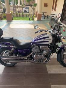 Honda MAGNA