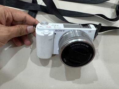 Sony ZV-E10 Interchangeable-Lens Digital Camera