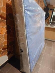 10inch Queen Mattress with Spina Support