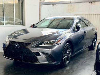 Lexus ES 250 F SPORT in Johor Bahru, JHR