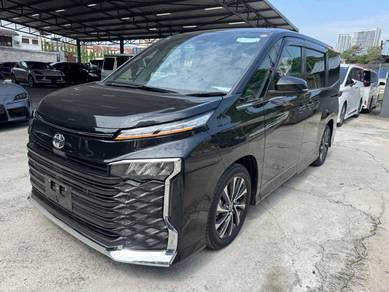 Toyota Voxy S-Z in Kepong, KUL
