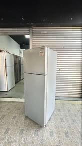 Peti Ais 2 Pintu Brand Hitachi Inverter