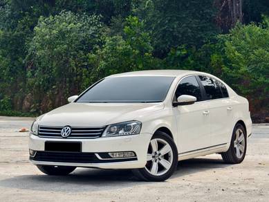 2013 Volkswagen Passat TSI SPORT (CBU)