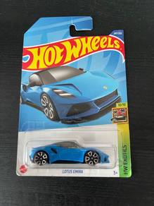 Hot Wheels Lotus Emira Blue