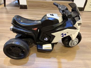 Electric mini motorcycle