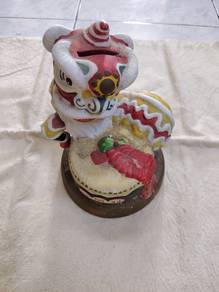 coin box .lion dance.
