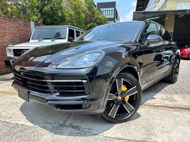 2021 Porsche Cayenne COUPE BASE