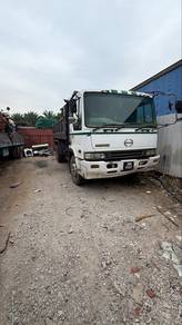 Hino k13c