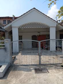 1.5-storey Terraced House For Sale in USJ,SGR