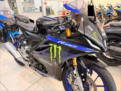 Yamaha R15