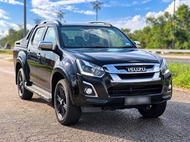 Isuzu D-Max STANDARD 4X4 in Johor Bahru, JHR