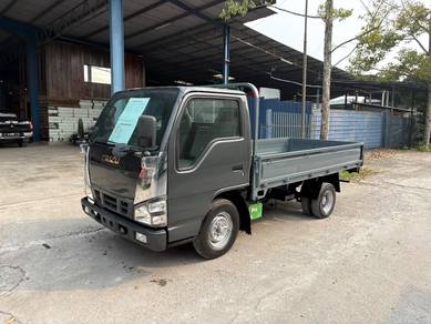 Recond 10 Kaki Isuzu NHR69 Steel Cargo