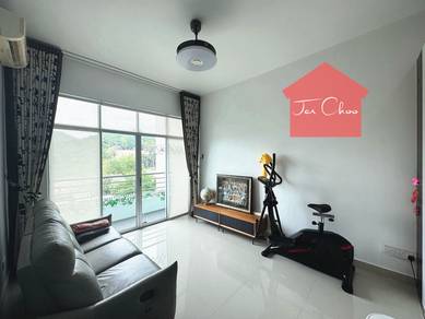 Condominium For Sale in Boulevard Condominium (BLVD)