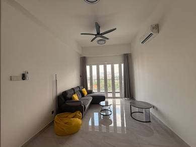 Condominium For Rent in Codrington Residence