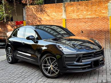 Porsche Macan  in Petaling Jaya, SGR