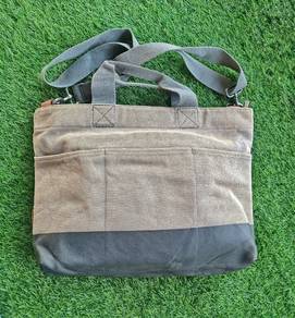 Gap Original large canvas sling 2 way bag
