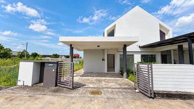 Semi-Detached House For Sale in Kuala Kedah,KDH