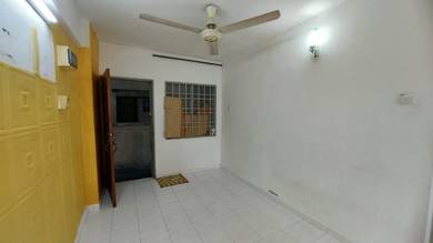 Condominium For Rent in Taman Gambier