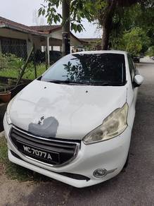 Peugeot 208 VTi ALLURE in Ulu Yam, SGR