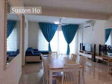 Condominium For Rent in Royale Infinity