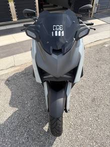 Yamaha XMAX
