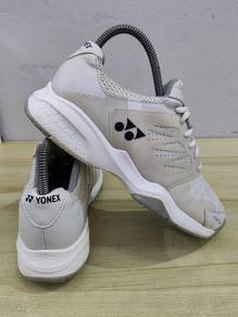 Kasut Badminton Yonex Sonic Cage  5uk