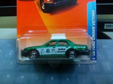 2010 Matchbox '06 Ford Crown Victoria Taxi