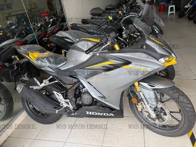 Honda CBR150R