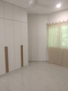 Apartment For Rent in Laksamana Apartment