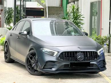 Mercedes Benz A35 35 AMG in Desa Petaling, KUL