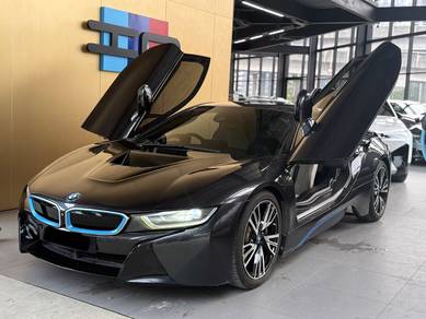 BMW i8 EDRIVE (PLUG-IN HYBRID) in Salak Selatan, KUL