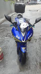Yamaha R25