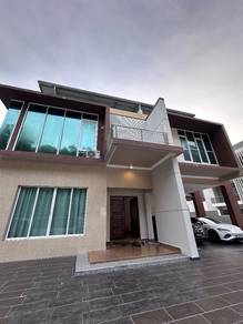 Bungalow House For Sale in Tanjung Bungah,PNG