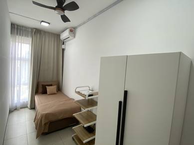 Room in KL Sentral, KUL