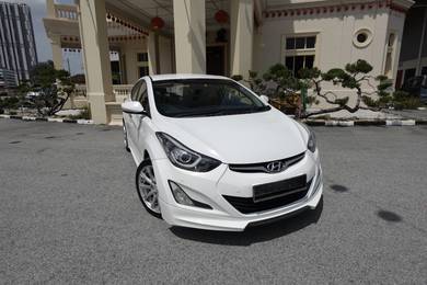 Hyundai Elantra PREMIUM in Kajang, SGR