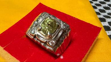 cincin peridot asli