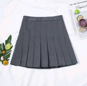 Grey slimming pleated skirt