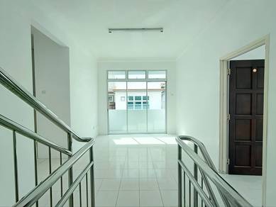 2.5-storey Terraced House For Sale in Juru,PNG