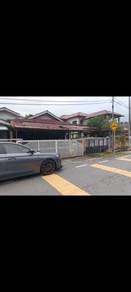 Bungalow House For Sale in Batu Caves,SGR