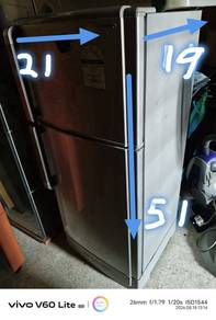 Sharp refrigerator/ peti sejuk