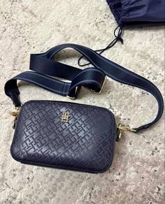Authentic Tommy Hilfiger Crossbody Bag