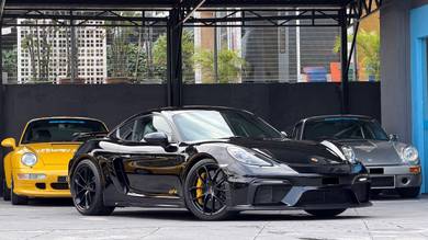 Porsche Cayman GT4 718 GT4 in Bangsar, KUL