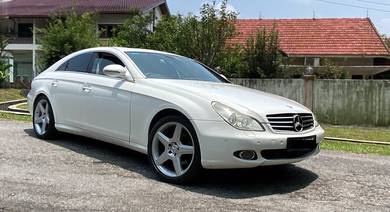 Mercedes Benz CLS350 350 HIGH SPEC (CBU) in Old Klang Road, KUL
