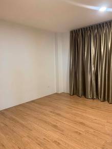 Apartment For Rent in McKenzie Avenue