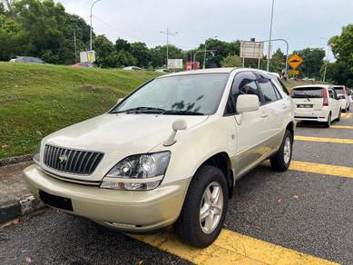Toyota Harrier in Bayan Lepas, PNG