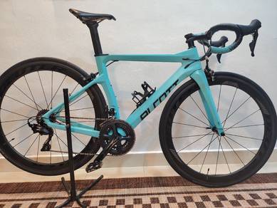 Full carbon & full groupset 105 used roadbike 